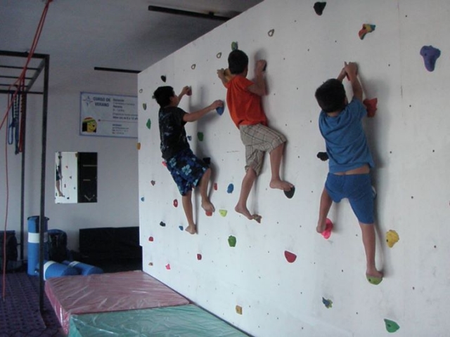  Arrampicata per bambini 